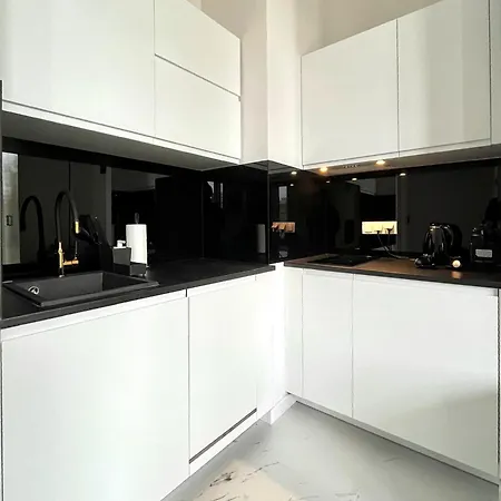 Concierge Tower Апартаменты *